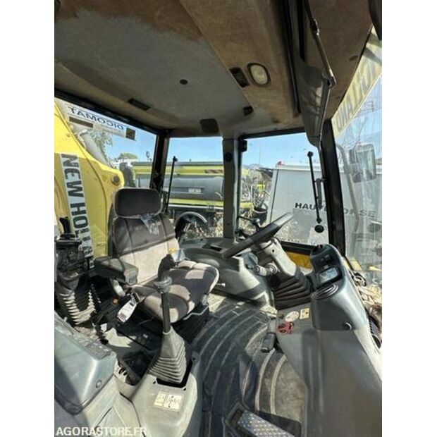 New Holland B115B-42372318