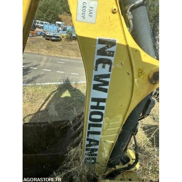 New Holland B115B-42372328