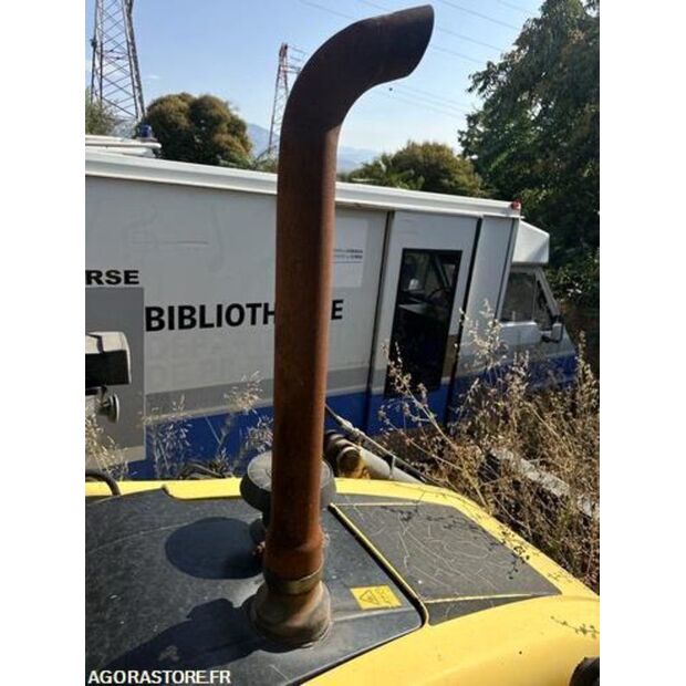 New Holland B115B-42372338