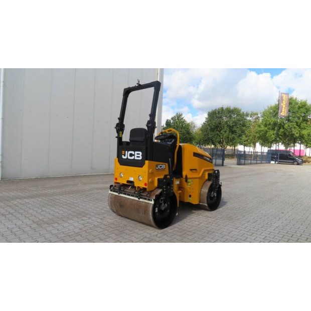 2025 JCB CT260-120-42373215