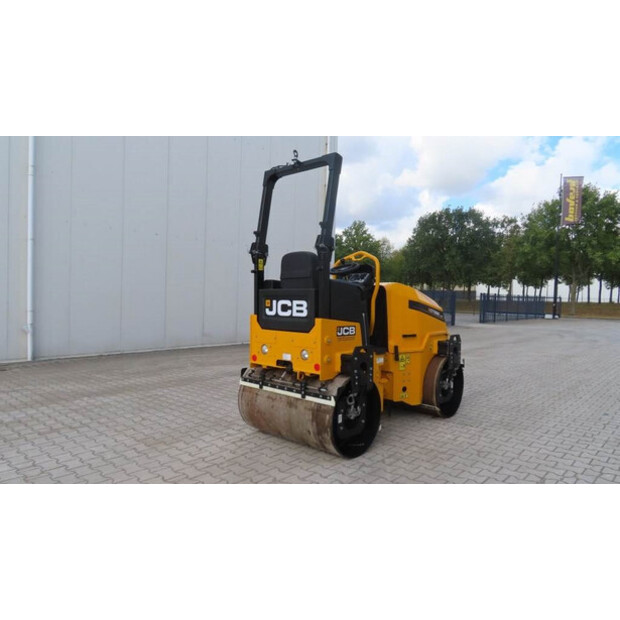 2025 جيه سي بي CT260-120-42373303