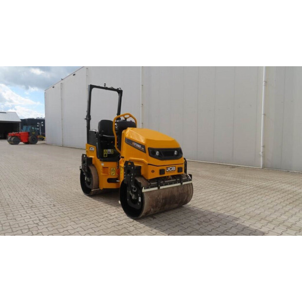 2024 جيه سي بي CT260-120-42373397