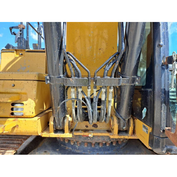 2017 Caterpillar 330FLN-42373465