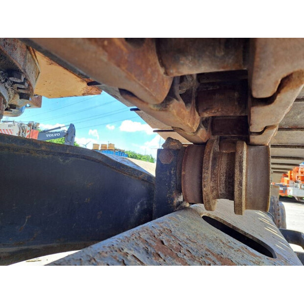 2017 Caterpillar 330FLN-42373469