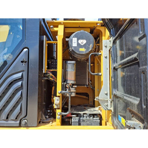 2017 Caterpillar 330FLN-42373474