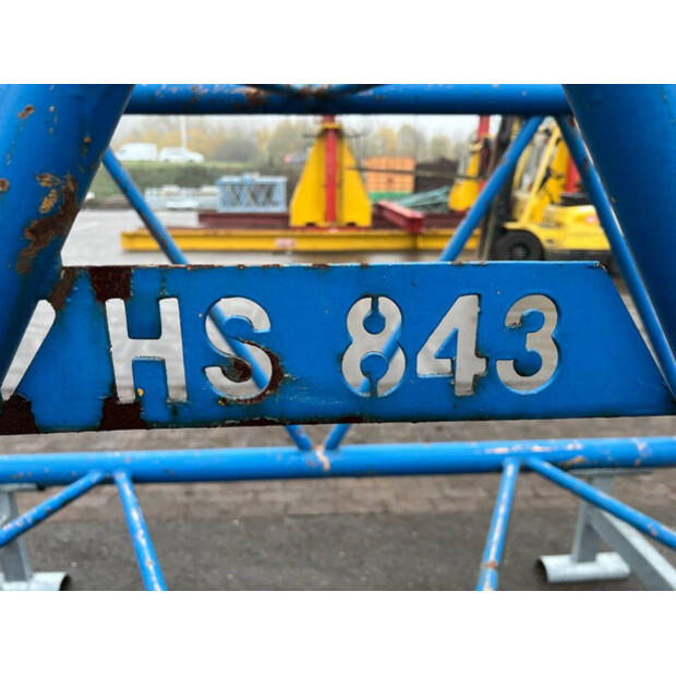 ليبهير HS 843 HD-42373771