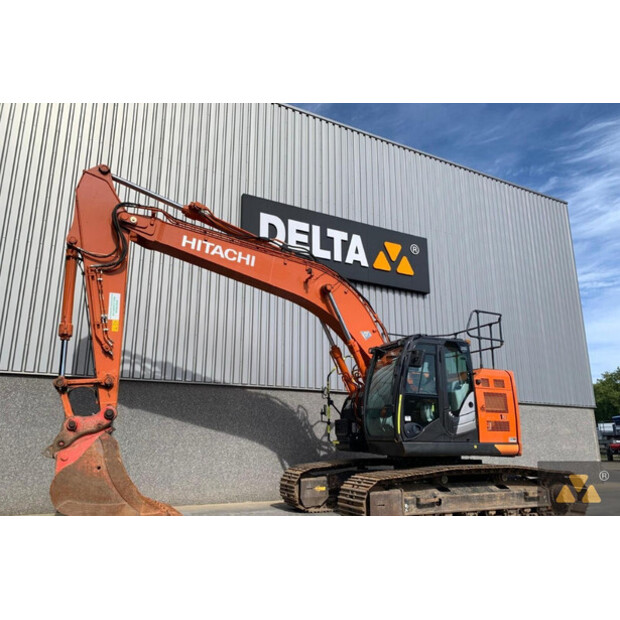 2021 Hitachi ZX225USLC-6-42373774