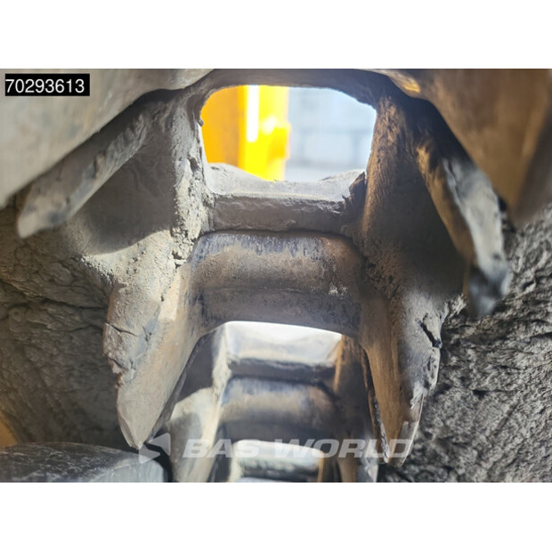 2019 JCB 270T-42374545
