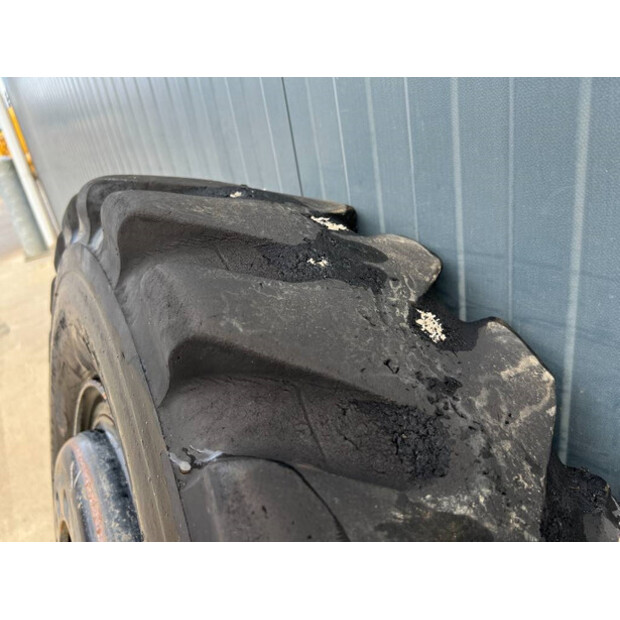 Michelin 1000x20-42375357