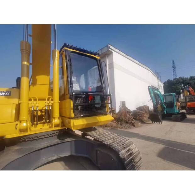 2020 Komatsu PC200-8-42376121