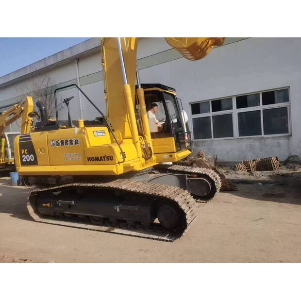 2020 Komatsu PC200-8-42376134