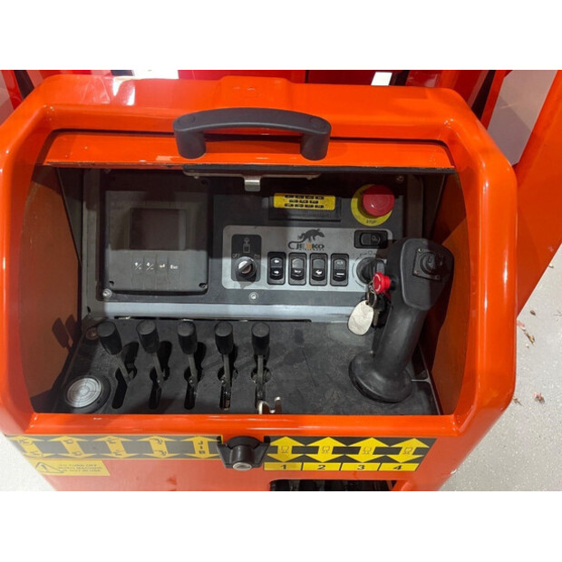 2018 Jekko SPX 424 CDH-42376507