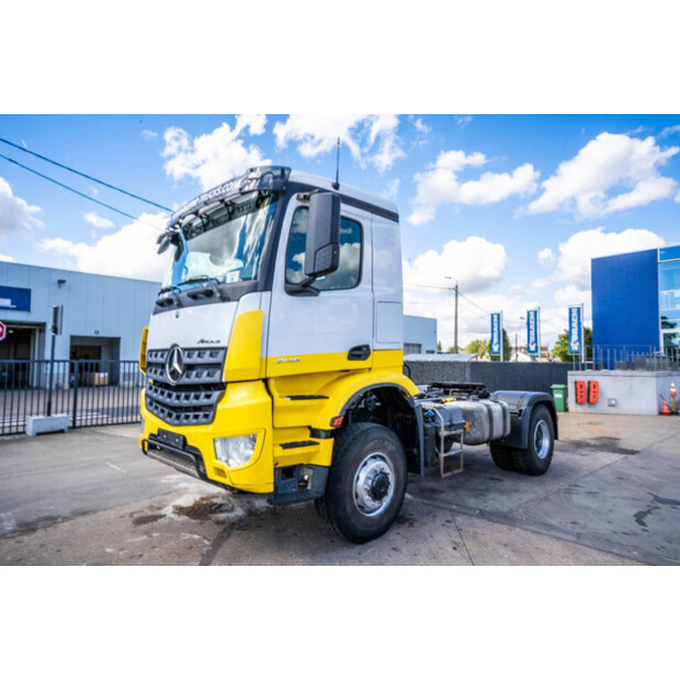 2017 Mercedes-Benz Arocs 2045-42376772