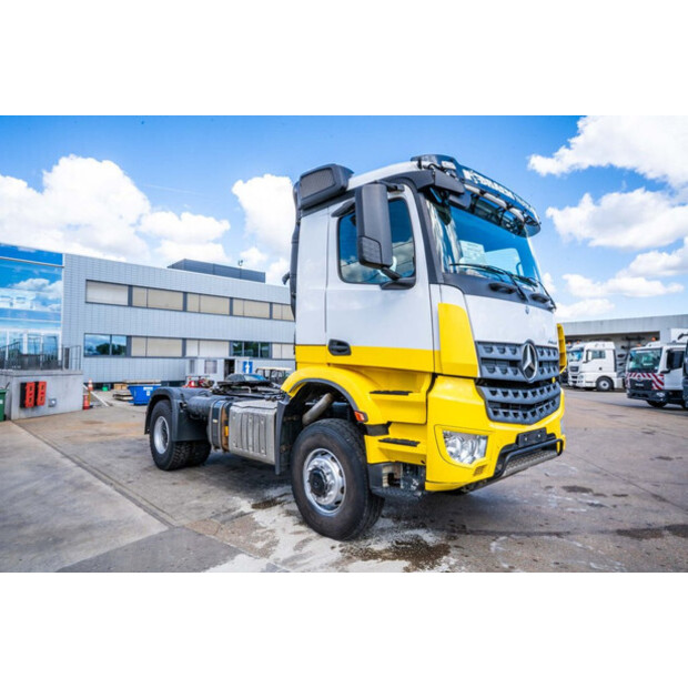 2017 Mercedes-Benz Arocs 2045-42376773