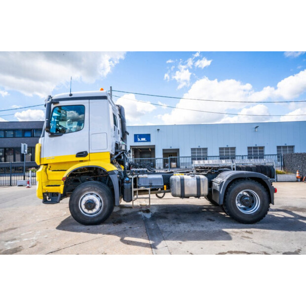 2017 Mercedes-Benz Arocs 2045-42376779