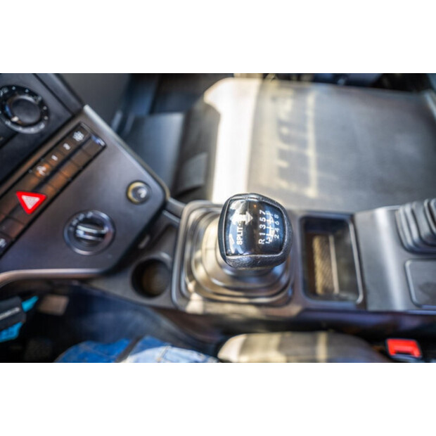 2017 Mercedes-Benz Arocs 2045-42376786