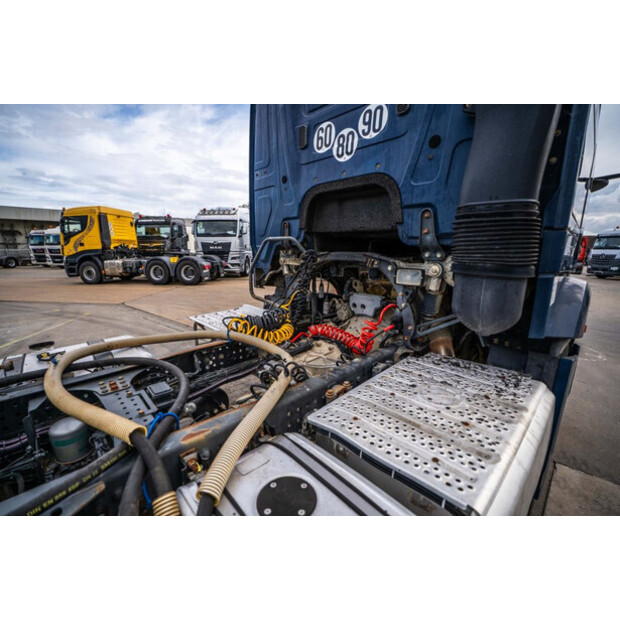 2015 Mercedes-Benz ACTROS 1843 LS-42377003
