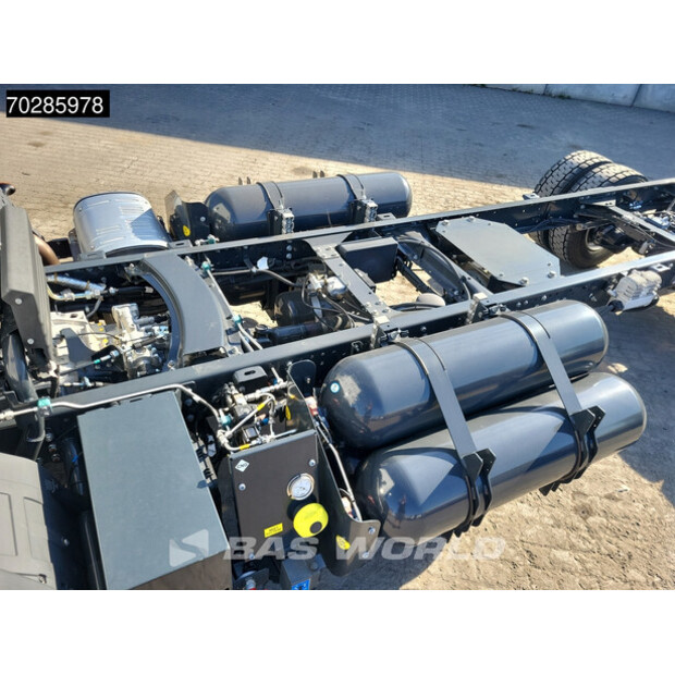 2025 Iveco 120-210L-42377073