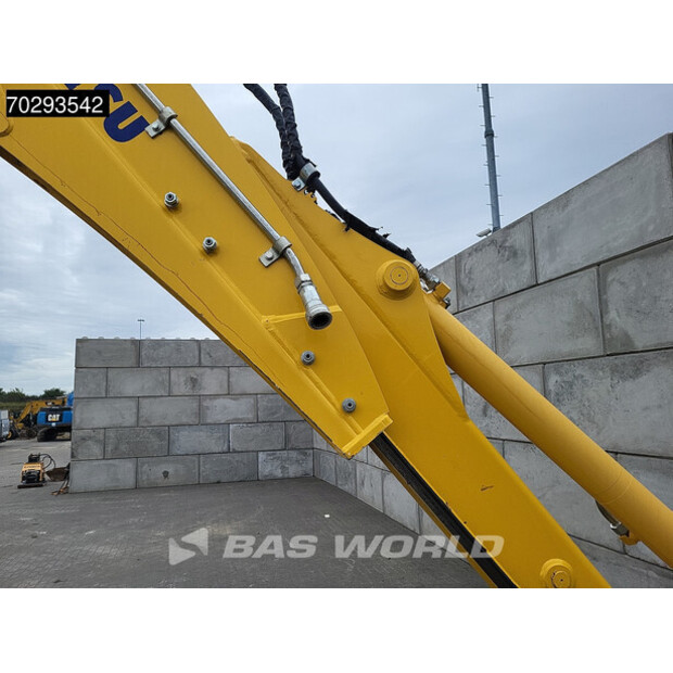 2021 Komatsu WB93 R-8 WB93R-8-42377622