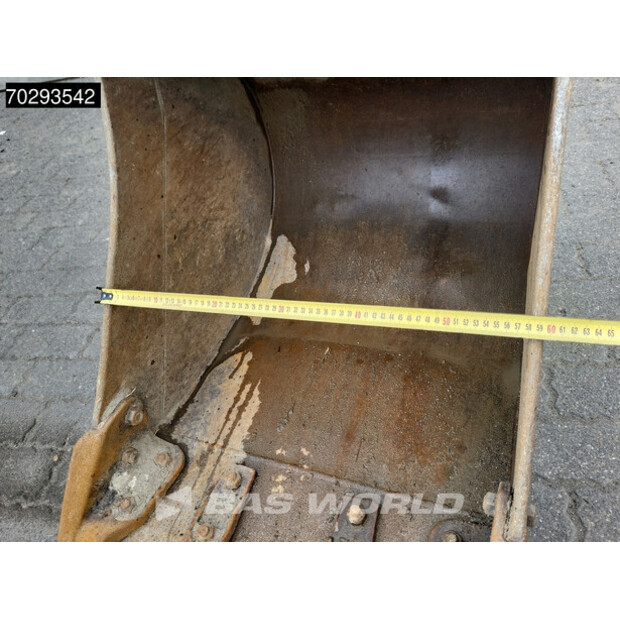 2021 Komatsu WB93 R-8 WB93R-8-42377625