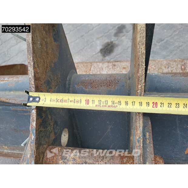 2021 Komatsu WB93 R-8 WB93R-8-42377633