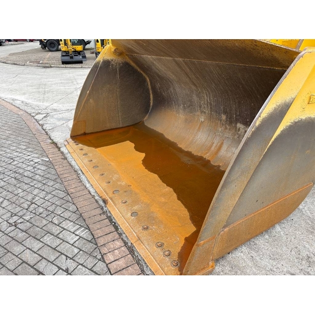 2024 Komatsu WA475-10E0-42381688