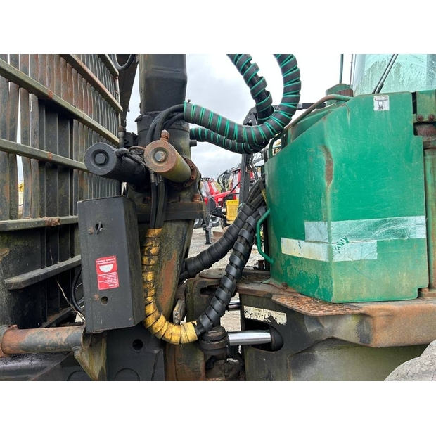 2001 Timberjack C-42382136