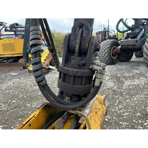 2001 Timberjack C-42382140