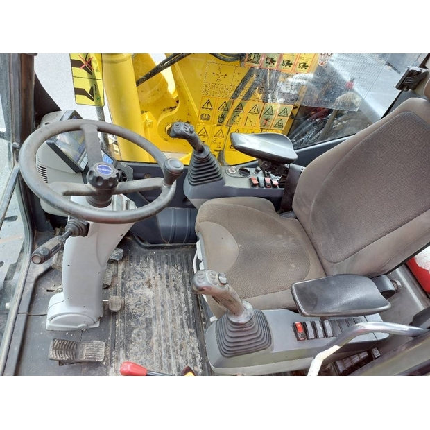 2019 Komatsu PW148-11-42382516