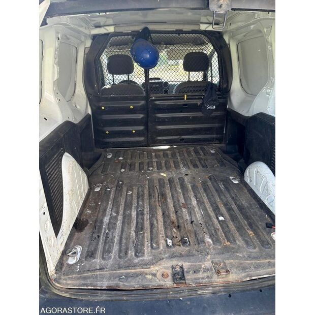 2015 Citroen BERLINGO-42390786