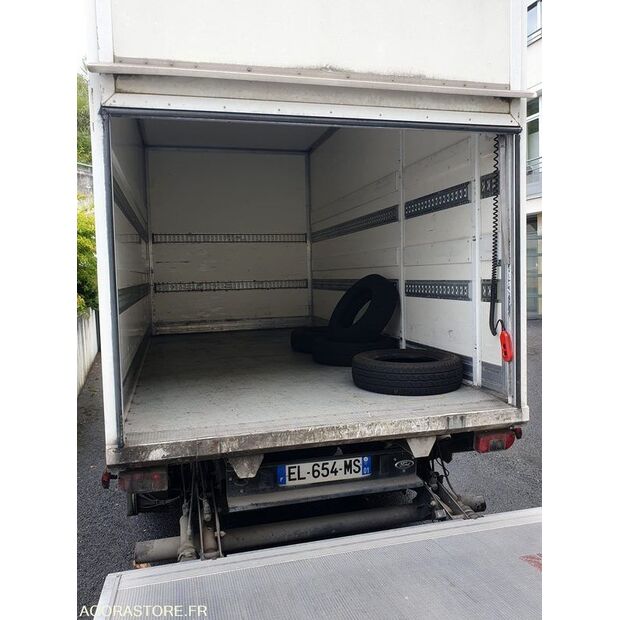 2017 Ford TRANSIT-42391120