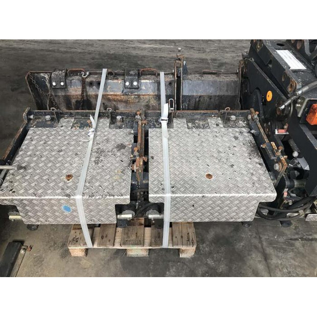 2006 ديناباك VB 1105 PL-42391900