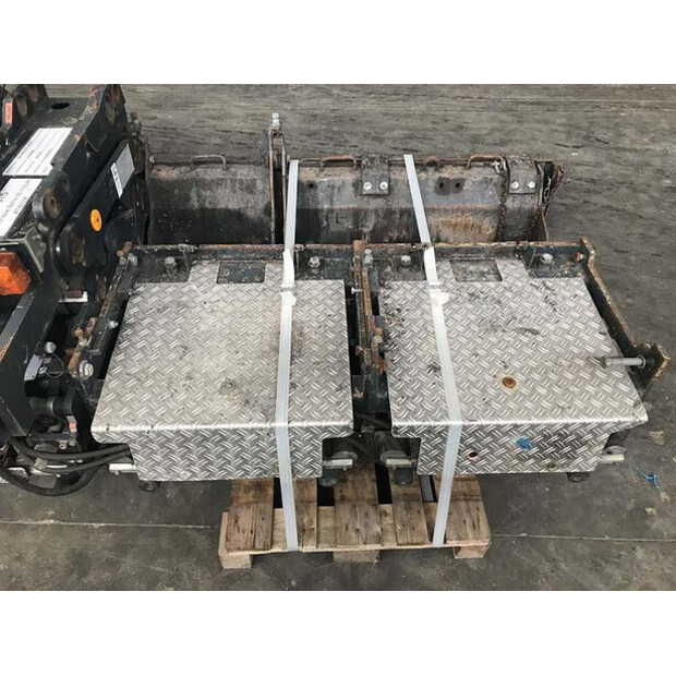 2006 ديناباك VB 1105 PL-42391905