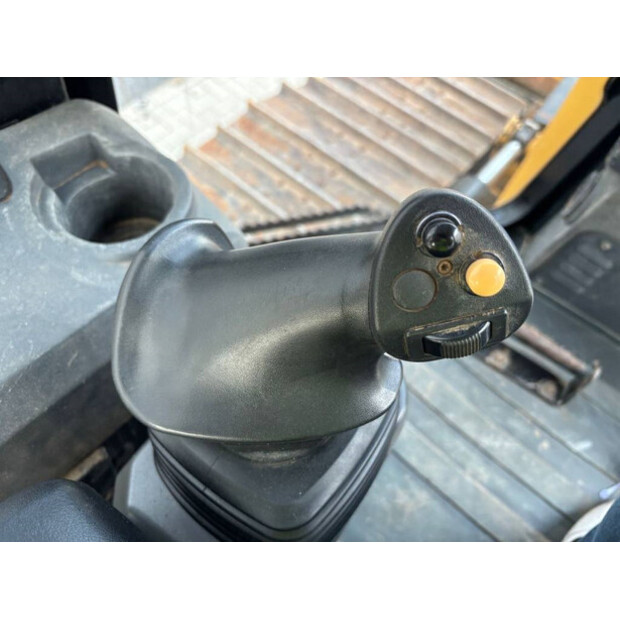2015 Caterpillar D6K2 LGP-42392646