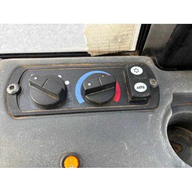 2015 Caterpillar D6K2 LGP-42392649