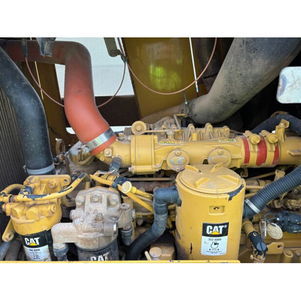2015 Caterpillar D6K2 LGP-42392651