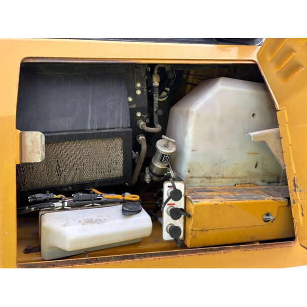2015 Caterpillar D6K2 LGP-42392653