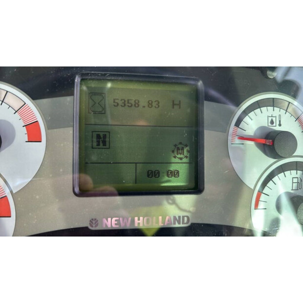 2008 نيو هولاند F106.6A-42392834