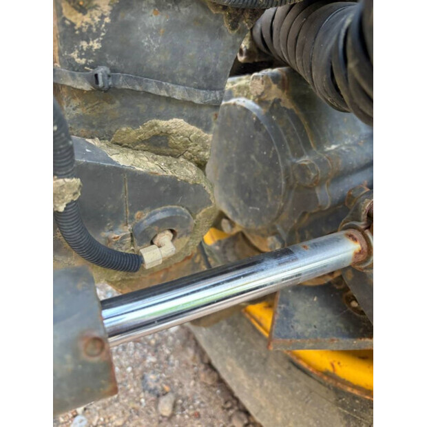 2008 نيو هولاند F106.6A-42392835