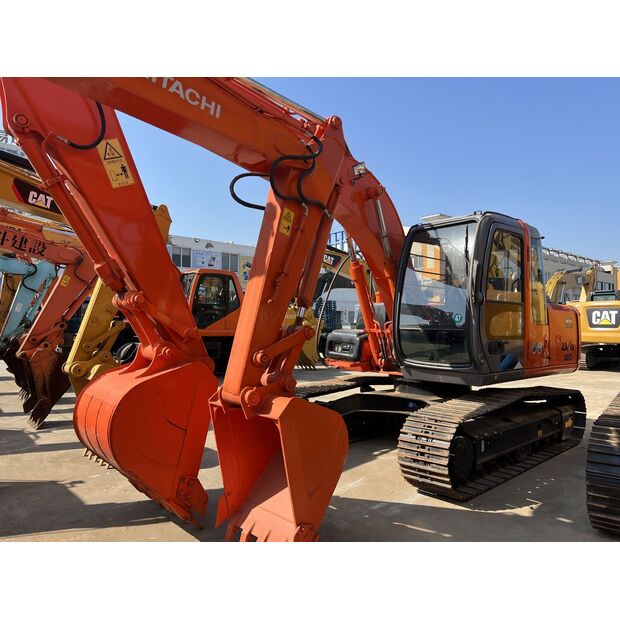 2022 هيتاشى ZX120-42394860