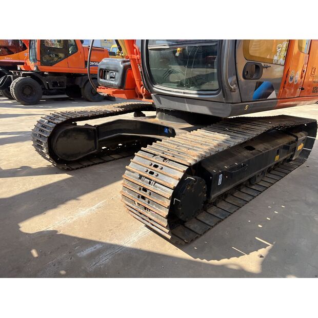 2022 هيتاشى ZX120-42394862