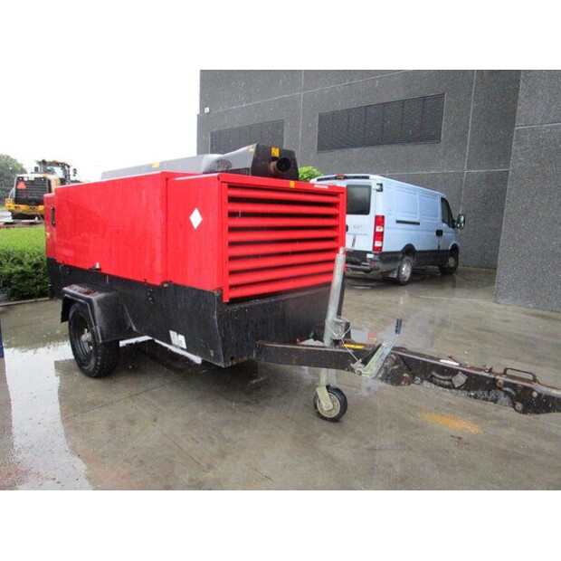 2005 Atlas-Copco XAHS 236 MD-42395117