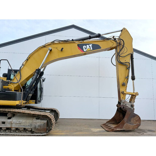 2011 Caterpillar 329ELN-42395274