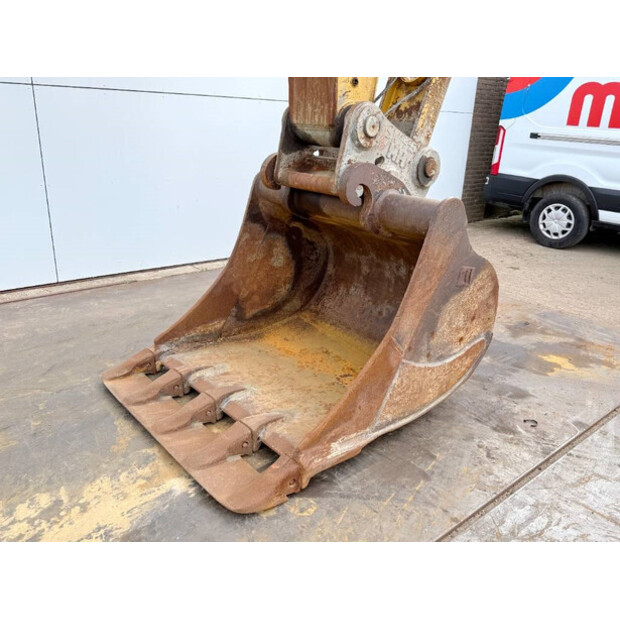 2011 Caterpillar 329ELN-42395276