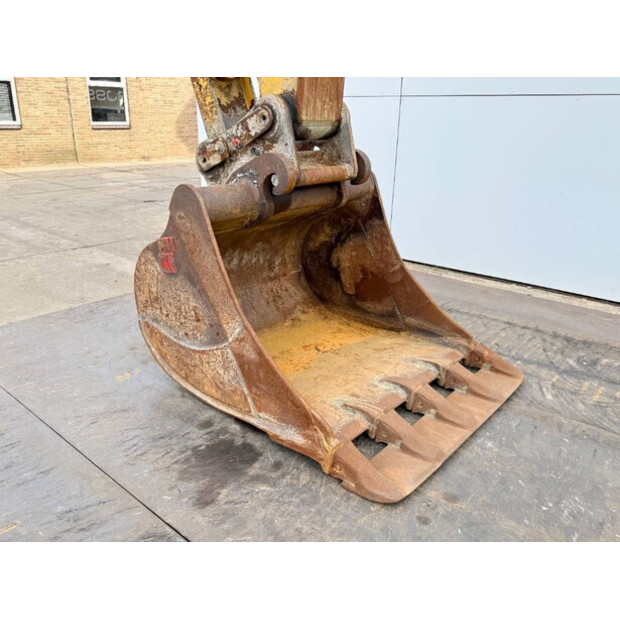 2011 Caterpillar 329ELN-42395277