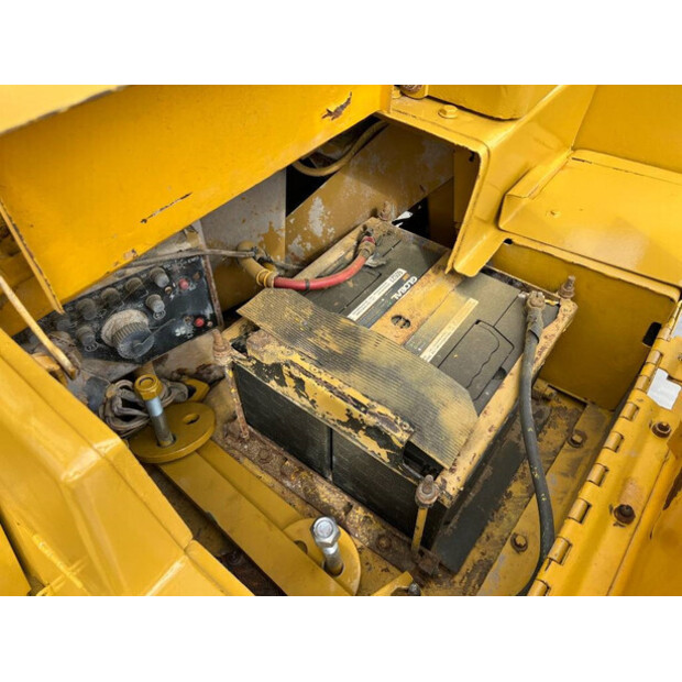 1986 Caterpillar D6H XL-42395600