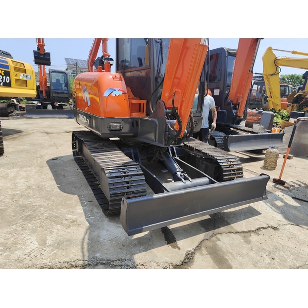 2022 Doosan DH60-42395731