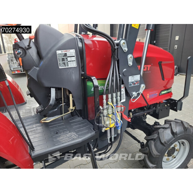 2025 KNEGT 304G2E-42398870