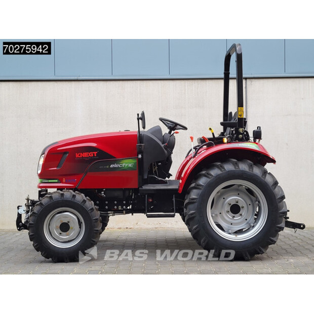 2025 KNEGT 304G2E-42398953