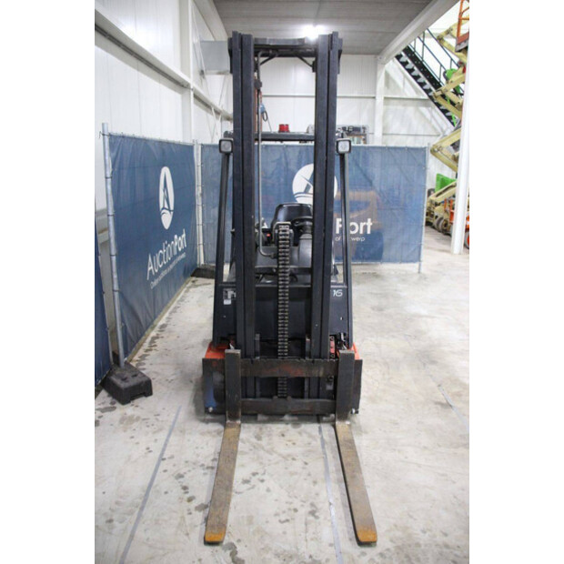 2000 Linde E16C-02-42399197